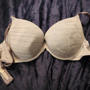 Victoria's Secret Pink wear everywhere push-up bra 34D